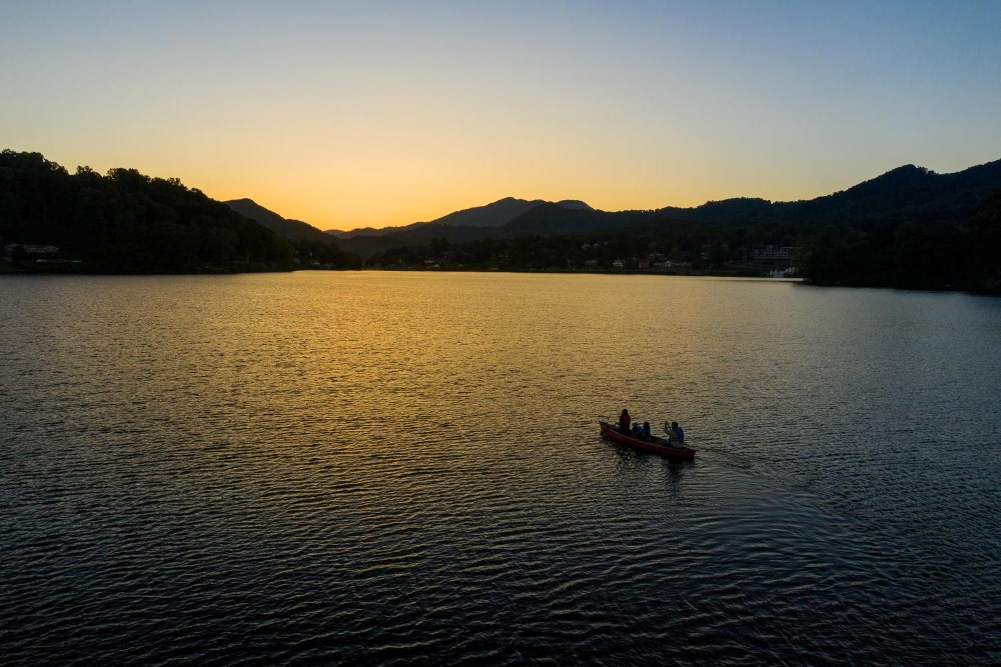 Hood Lower Lake Junaluska Exteriör bild